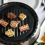 Alpine By Snowworld Otel