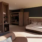 Alpine By Snowworld Otel