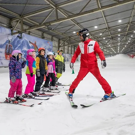 Alpine By Snowworld 4*