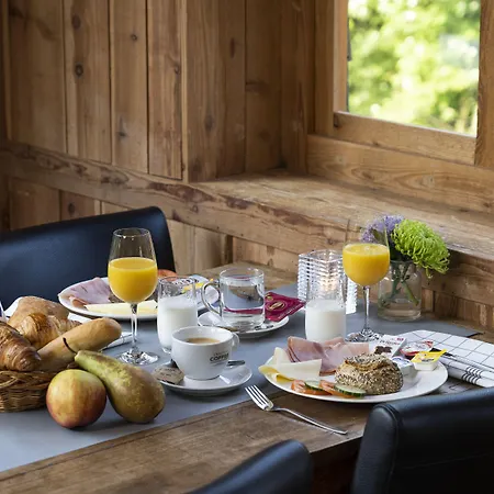 מלון Alpine By Snowworld