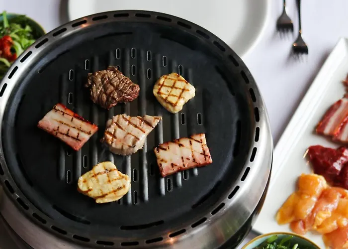 Alpine By Snowworld Hotel