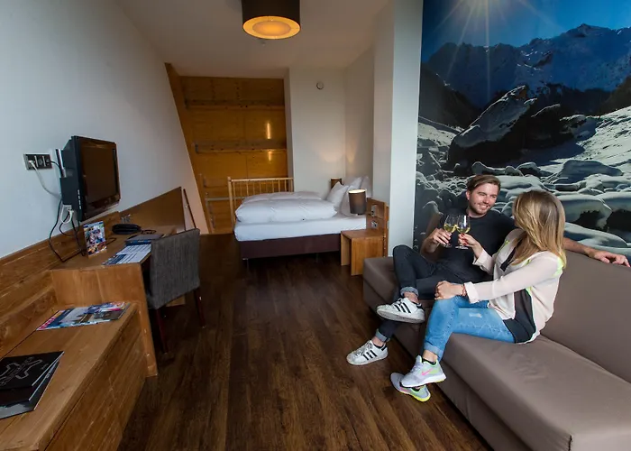 Hotel Alpine By Snowworld 3*