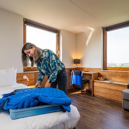 Alpine By Snowworld Hotel 3*