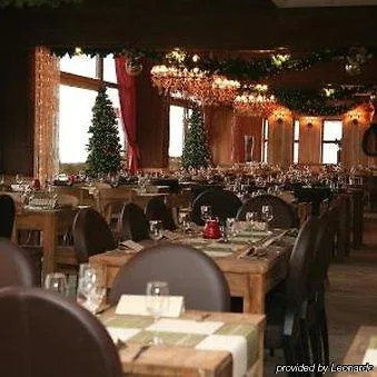 Hotell Alpine By Snowworld