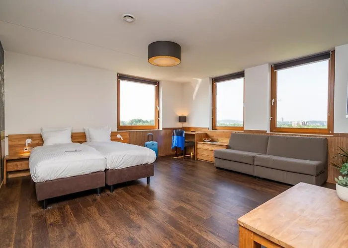 Alpine By Snowworld Hotel