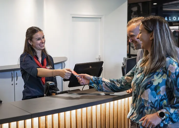 Alpine By Snowworld Hotel 3*