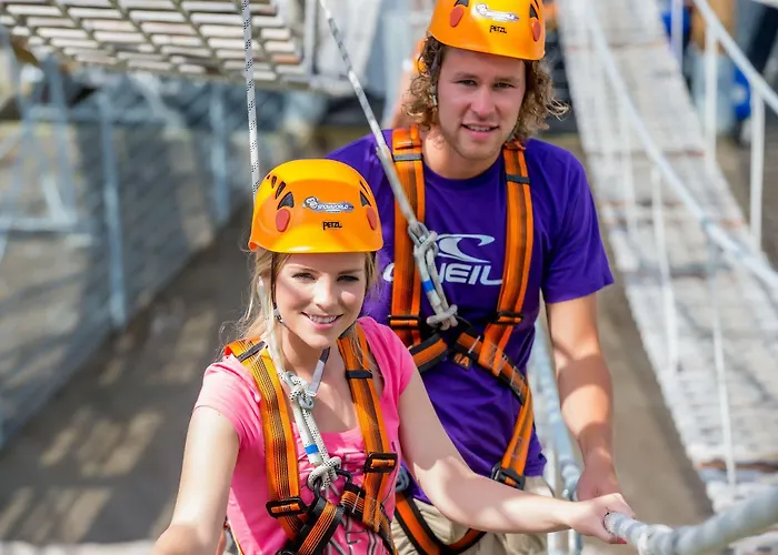 Alpine By Snowworld Hotel 3*